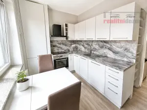 Prodej bytu 2+1, Brno, Družstevní, 51 m2
