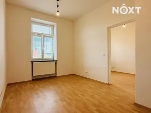 Pronájem bytu 2+kk, České Budějovice, Dobrovodská, 31 m2