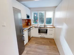 Pronájem chaty, Jevany, Ve Smrčinách, 85 m2