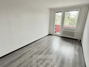 Pronájem bytu 3+1, Praha - Hlubočepy, Prosluněná, 74 m2