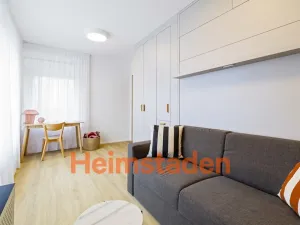 Pronájem bytu 2+1, Praha - Holešovice, U Pergamenky, 56 m2