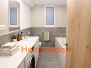 Pronájem bytu 2+kk, Praha - Holešovice, Vrbenského, 55 m2