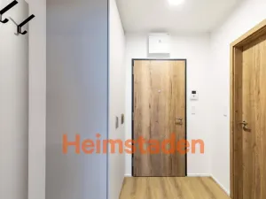 Pronájem bytu 1+kk, Praha - Holešovice, Vrbenského, 36 m2