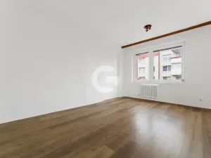 Prodej bytu 3+1, Zlín, Okružní, 77 m2