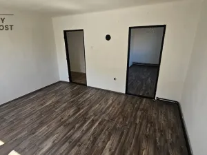 Pronájem bytu 3+1, Modlany - Suché, 68 m2