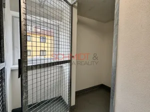 Pronájem bytu 1+kk, Hustopeče, Husova, 37 m2