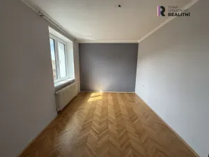 Prodej bytu 2+1, Karlovy Vary - Rybáře, Roháče z Dubé, 53 m2