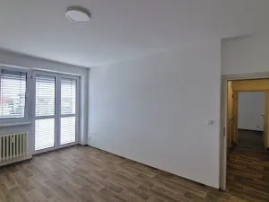 Pronájem bytu 2+1, Židlochovice, náměstí Míru, 52 m2