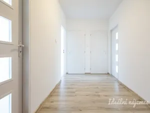 Pronájem bytu 3+kk, Praha - Stodůlky, Bašteckého, 72 m2