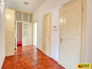 Pronájem bytu 3+1, Znojmo, náměstí Republiky, 96 m2