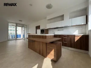 Pronájem bytu 2+kk, Olomouc - Řepčín, gen. Píky, 65 m2