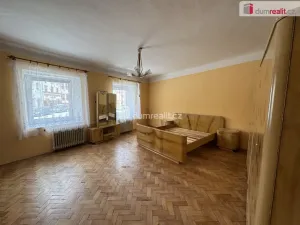 Prodej komerční nemovitosti, Velešín, náměstí J. V. Kamarýta, 505 m2