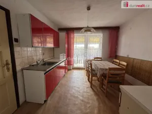 Prodej komerční nemovitosti, Velešín, náměstí J. V. Kamarýta, 505 m2