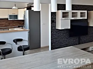 Pronájem bytu 3+1, Jihlava, Březinova, 74 m2