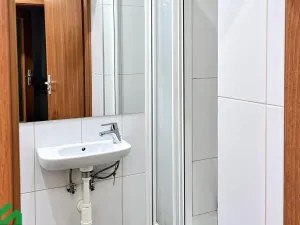 Pronájem bytu 2+kk, Praha - Libeň, V Holešovičkách, 38 m2