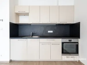Pronájem bytu 1+kk, Praha - Libuš, Na domovině, 35 m2
