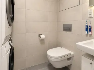 Pronájem bytu 2+kk, Praha - Holešovice, V háji, 52 m2