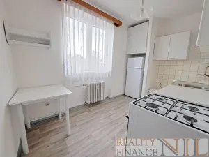 Pronájem bytu 2+1, Plzeň, Čermákova, 58 m2