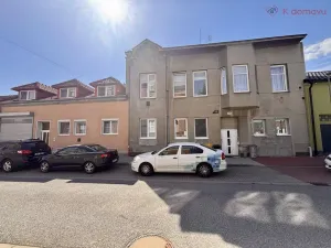Prodej bytu 2+1, Prostějov, Husovo nám., 76 m2
