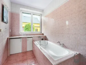 Prodej rodinného domu, Jindřichovice pod Smrkem, 190 m2