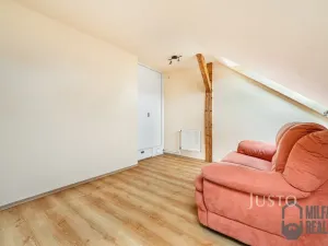 Prodej rodinného domu, Jindřichovice pod Smrkem, 190 m2