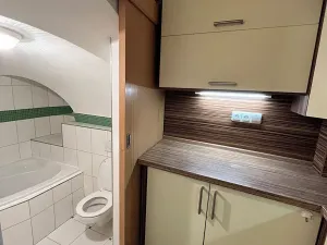 Pronájem bytu 1+kk, Kutná Hora, Komenského náměstí, 27 m2
