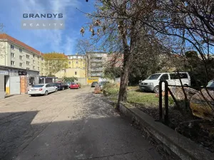 Prodej činžovního domu, Praha - Strašnice, Na hroudě, 400 m2