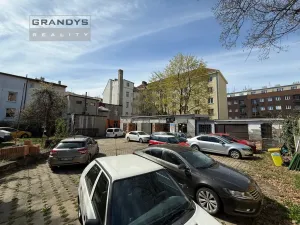 Prodej činžovního domu, Praha - Strašnice, Na hroudě, 400 m2