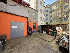 Prodej činžovního domu, Praha - Strašnice, Na hroudě, 400 m2