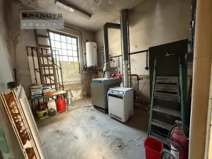 Prodej činžovního domu, Praha - Strašnice, Na hroudě, 400 m2