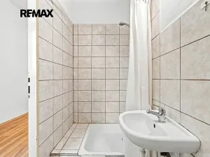 Pronájem bytu 1+1, Plzeň, Skvrňanská, 50 m2
