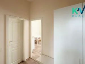 Pronájem bytu 2+kk, Karlovy Vary, Tylova, 34 m2