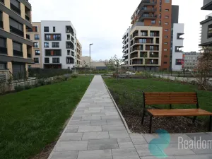 Pronájem bytu 1+kk, Praha - Hloubětín, Poděbradská, 32 m2