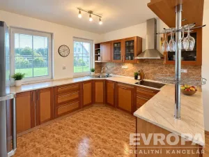 Prodej rodinného domu, Vrchlabí, Lesní, 182 m2