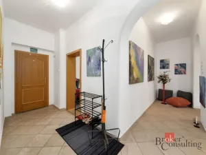 Prodej obchodního prostoru, Hostivice, Čsl. armády, 1000 m2