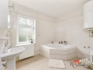 Prodej obchodního prostoru, Hostivice, Čsl. armády, 1000 m2
