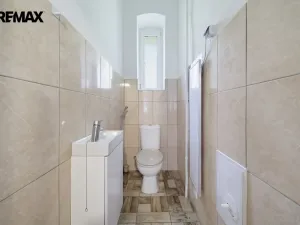 Prodej bytu 4+1, Karlovy Vary, Raisova, 80 m2