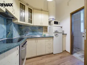 Prodej bytu 4+1, Karlovy Vary, Raisova, 80 m2