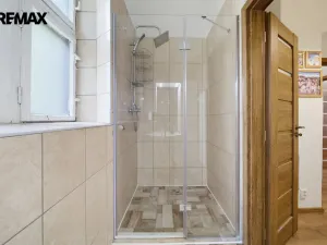Prodej bytu 4+1, Karlovy Vary, Raisova, 80 m2