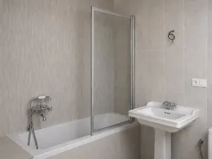Prodej bytu 2+kk, Praha, Rybalkova, 56 m2