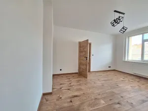 Pronájem bytu 2+kk, Praha - Břevnov, Bělohorská, 50 m2