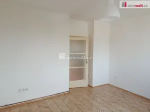 Pronájem bytu 2+kk, Praha - Vršovice, Novgorodská, 39 m2