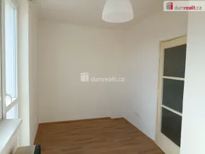 Pronájem bytu 2+kk, Praha - Vršovice, Novgorodská, 39 m2