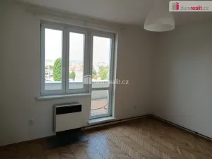 Pronájem bytu 2+kk, Praha - Vršovice, Novgorodská, 39 m2