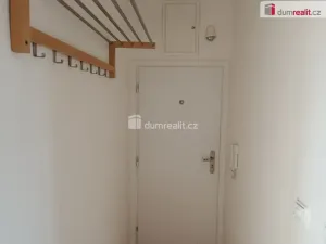 Pronájem bytu 2+kk, Praha - Vršovice, Novgorodská, 39 m2