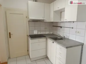 Pronájem bytu 2+kk, Praha - Strašnice, Za poštou, 58 m2