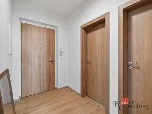 Prodej bytu 3+kk, Holubice, 78 m2
