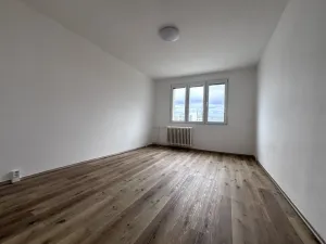 Pronájem bytu 2+1, Plzeň - Jižní Předměstí, Adelova, 61 m2