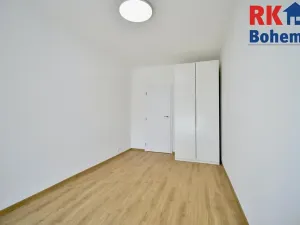 Pronájem bytu 3+1, Praha - Modřany, Mladenovova, 75 m2
