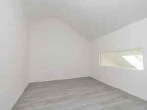 Pronájem bytu 1+kk, Praha - Vršovice, Košická, 35 m2